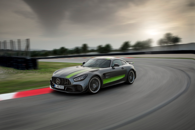 Illustration for article titled The 2020 Mercedes-AMG GT R Pro Is Most Hardcore Yet With Big Aero